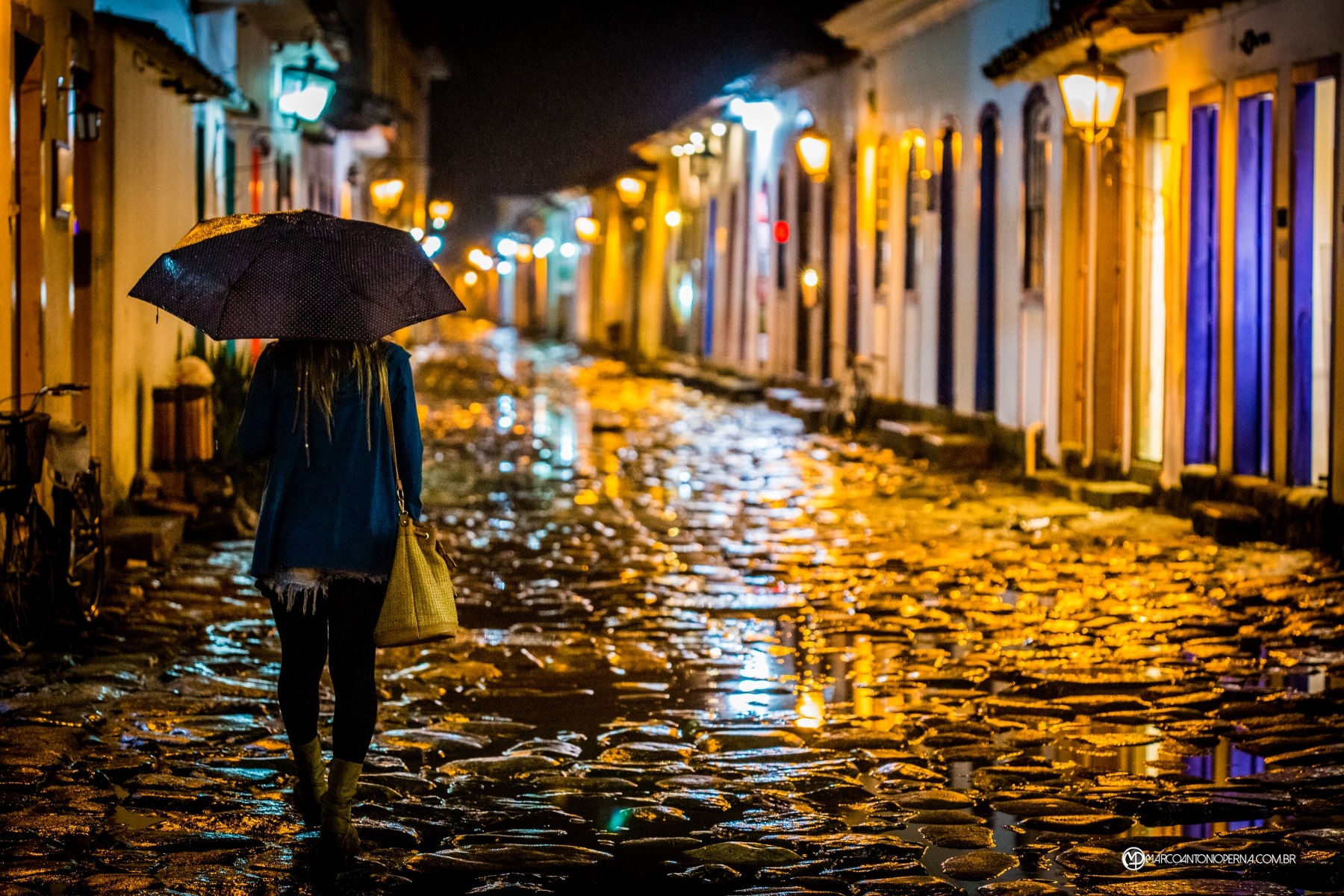 Rainy night in Paraty - 