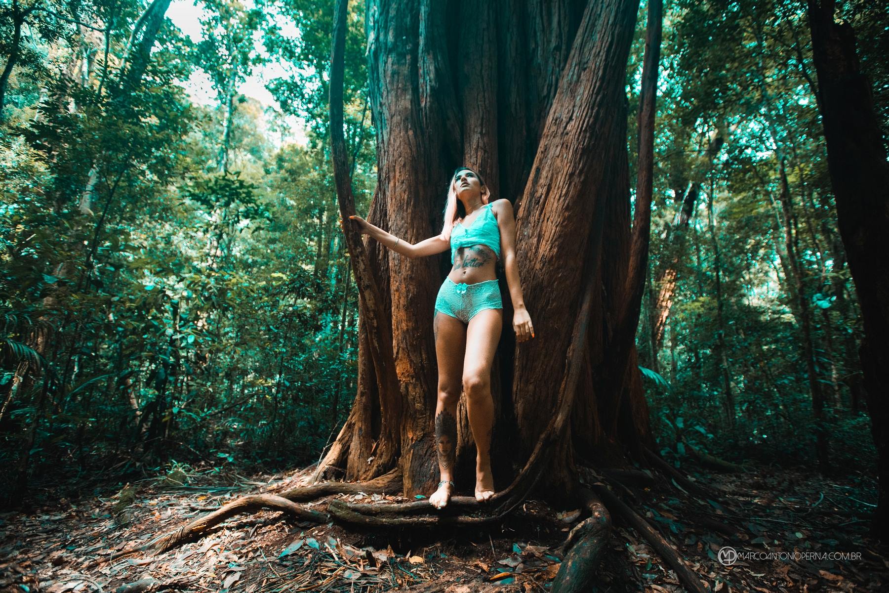 Into the Woods - Bruna Lima
