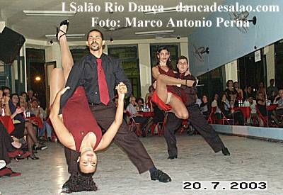 I Salo Rio Dana-apresentao do grupo de tango de Mrcio Carreiro no baile de tango da academia do Jimmy